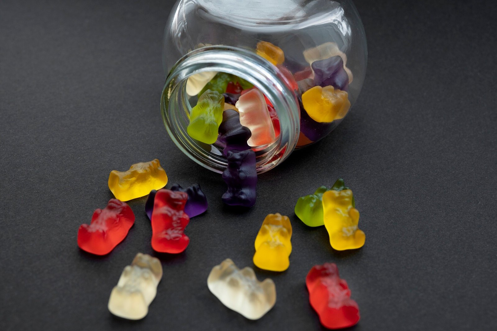 Do CBD Gummies Expire? Shelf Life & Potency Explained For CBD Gummies Canada