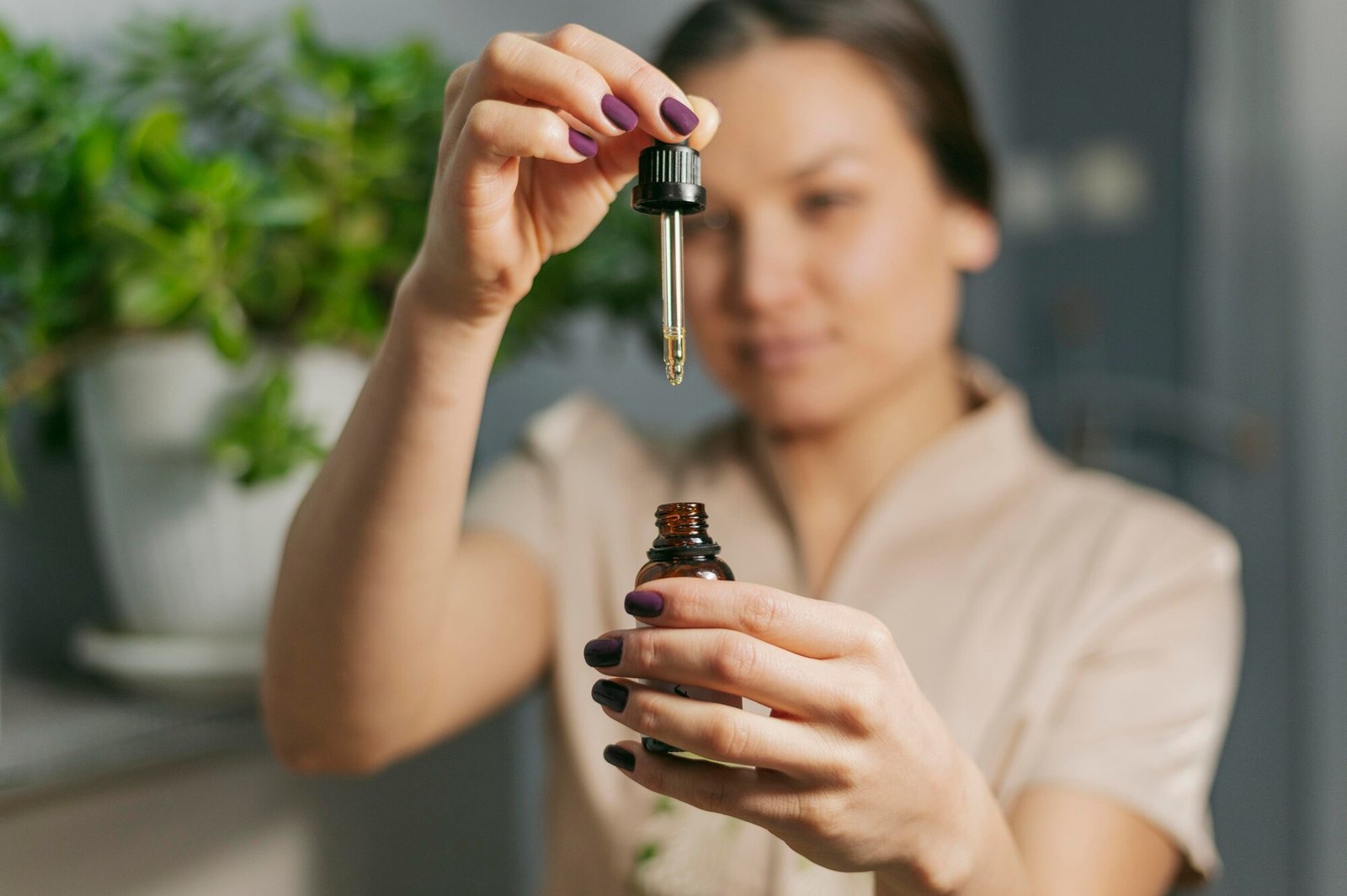 Unveiling the Benefits of CBD Oil: 10 Science-backed Advantages And 4 Side Effects